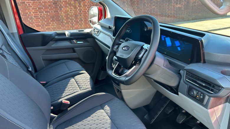 Ford Transit Custom 280 L1 Diesel Fwd 2.0 EcoBlue 136ps H1 Van Limited